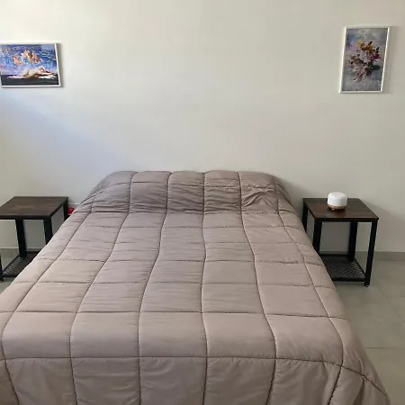 Via Risorgimento 19 شقة فيغناكاستريسي